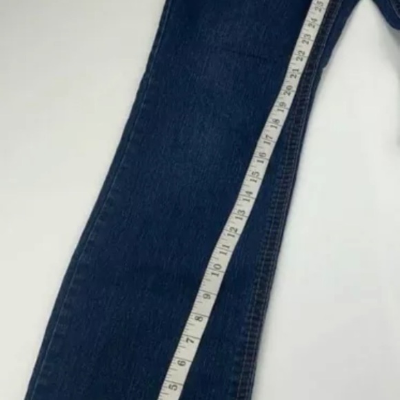 ND Weekend Women's Embroidered Blue Jeans Size 8 - Picture 6 of 8